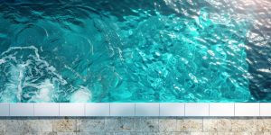 ריצוף מסביב לבריכה